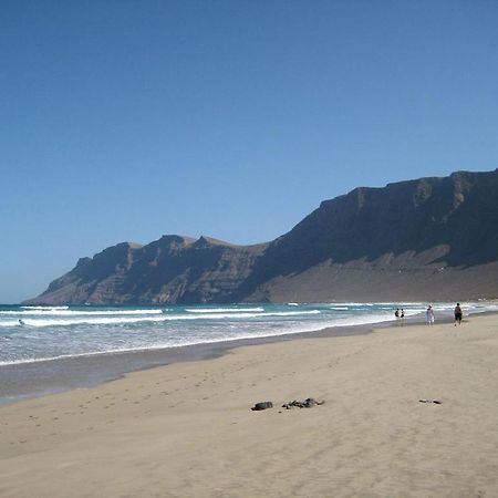 Casa Beatriz Apartment Famara Exterior photo