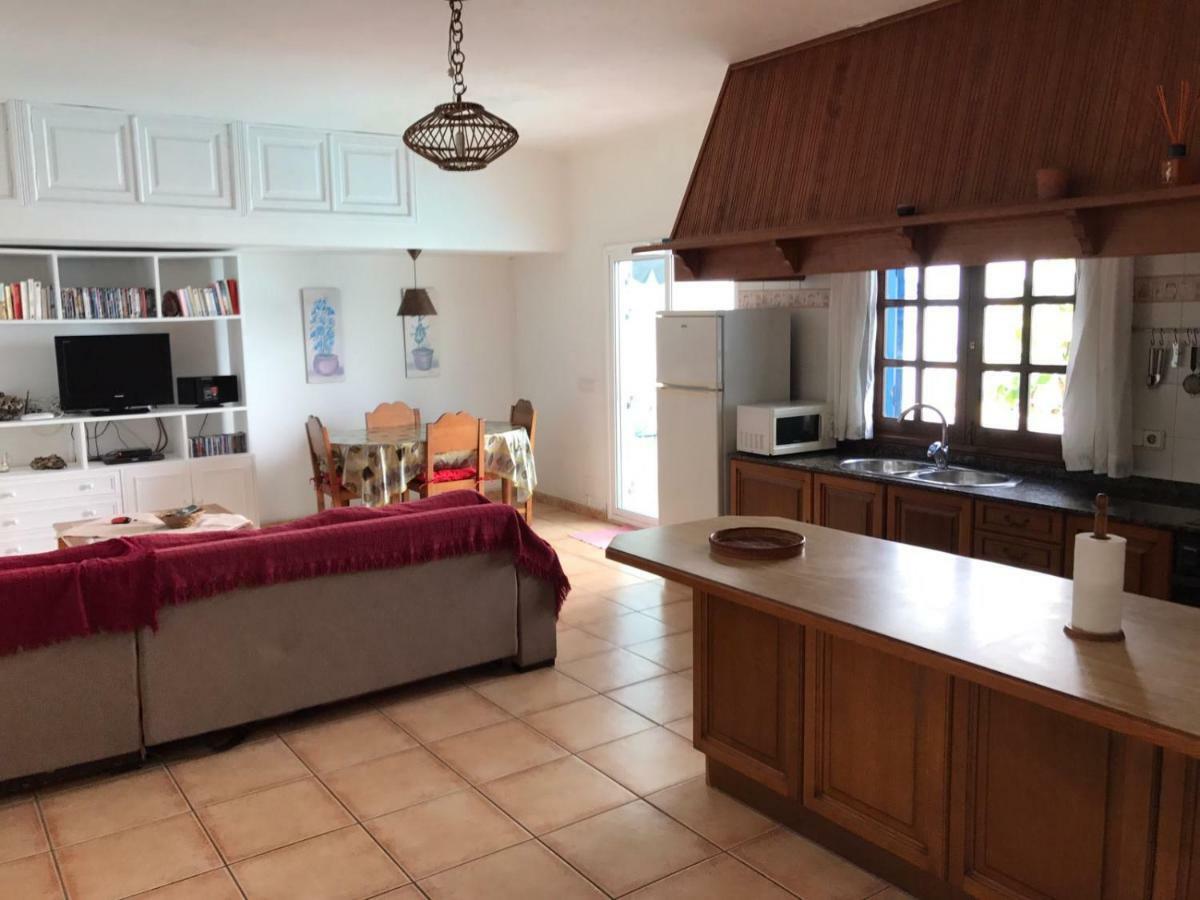 Casa Beatriz Apartment Famara Exterior photo